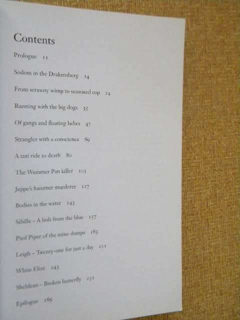 BYLEVELD  Dossier of a Serial Sleuth  by Hanlie Retief