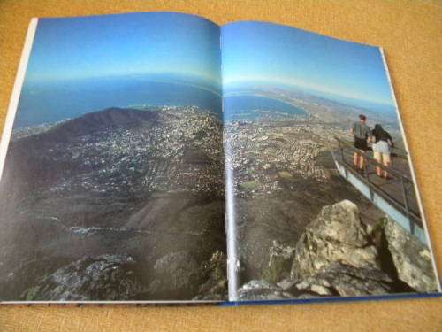 ATLAS OF NATIONAL PARKS AND RESERVES OF SOUTH AFRICA   Text by Marielle Renssen