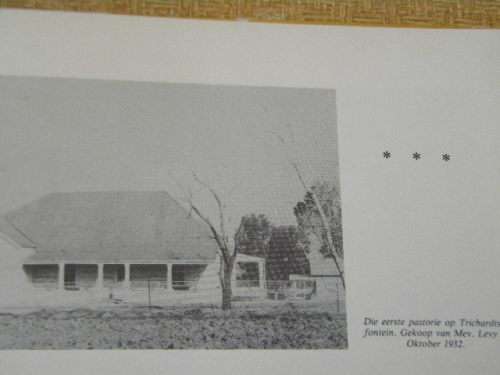 TRICHARDTSFONTEIN  100 JAAR EEUFEES GEDENKBLAD 1879 - 1979  deur J P B Blignaut (GETEKEN)