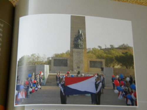 OP DIE SPORE VAN RETIEF Die storie agter die VierTrek Groot Trek deur Danie Langner