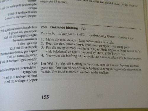 DIE VOLLEDIGE SUID-AFRIKAANSE KOOKBOEK deur Magdaleen van Wyk