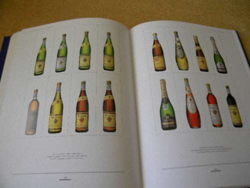 NEDERBURG  The first two hundred years Text: Phillida Brooke Simons  Photography: Alain Proust