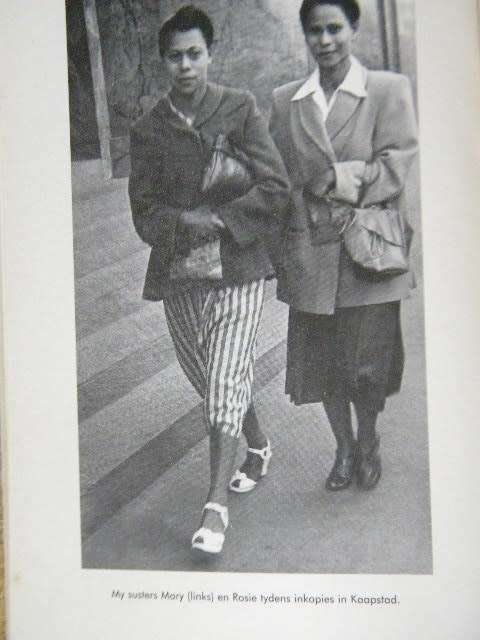 MET`N DIEPE VERLANGE  deur Caherine Willemse