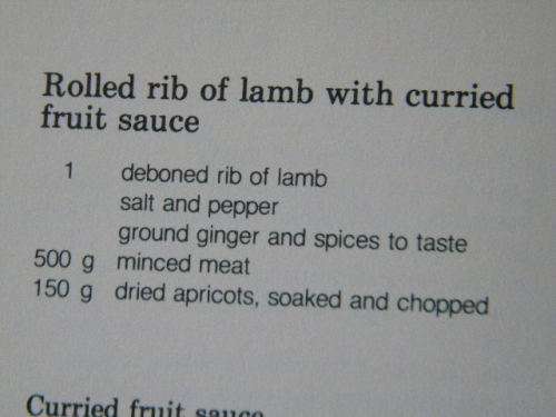 THE WAY WE EAT IN STELLENBOSCH  Edited by Juliet Oosthuizen  (RECIPES)  Illustrations: Cora Coetzee