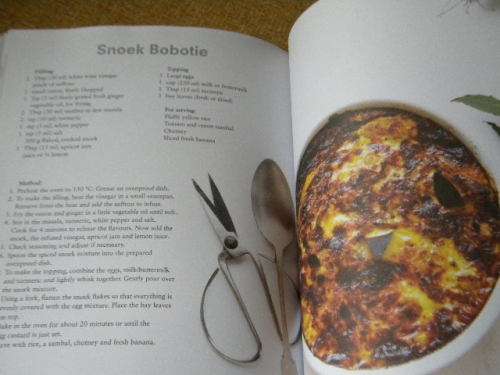 MOVEMENT CAPE TOWN  Edited by Zahira Asmal