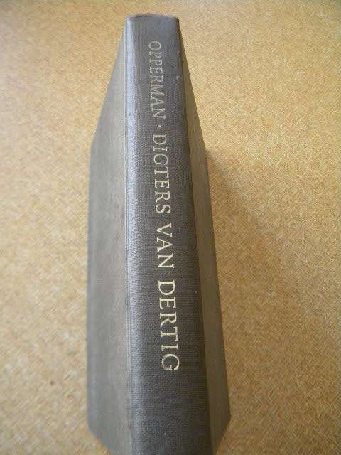 DIGTERS VAN DERTIG  deur D. J. Opperman