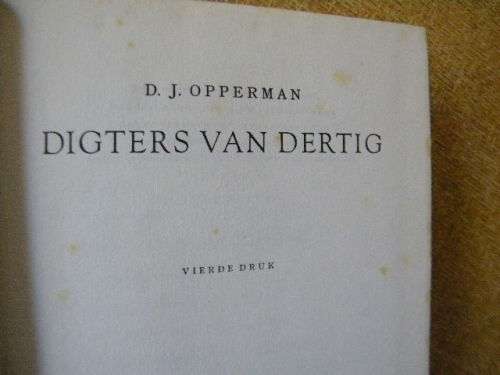 DIGTERS VAN DERTIG  deur D. J. Opperman