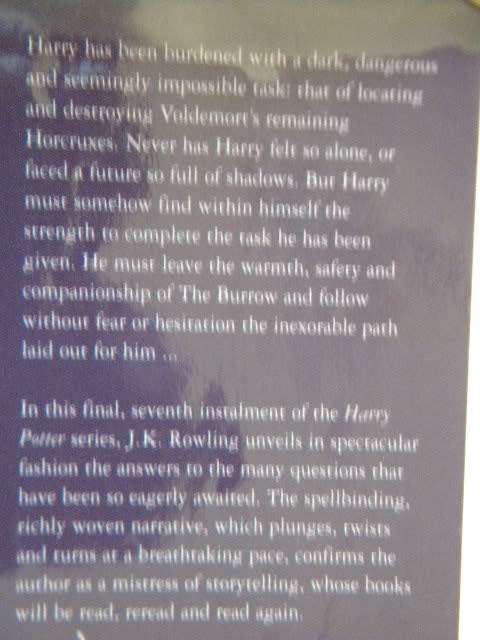 HARRY POTTER AND THE DEATHLY HALLOWs by Rowling