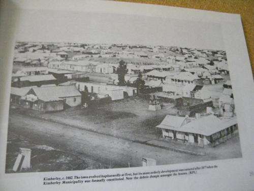 EARLY KIMBERLEY: A photographic Souvenir  by Vida Qllen