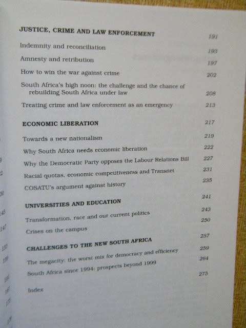 HOPE and FEAR  Reflections of a democrat  - TONY LEON  Edited by David Welsh