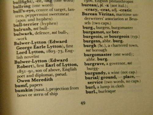 OXFORD WRITERS` DICTIONARY  by Keith Waterhouse