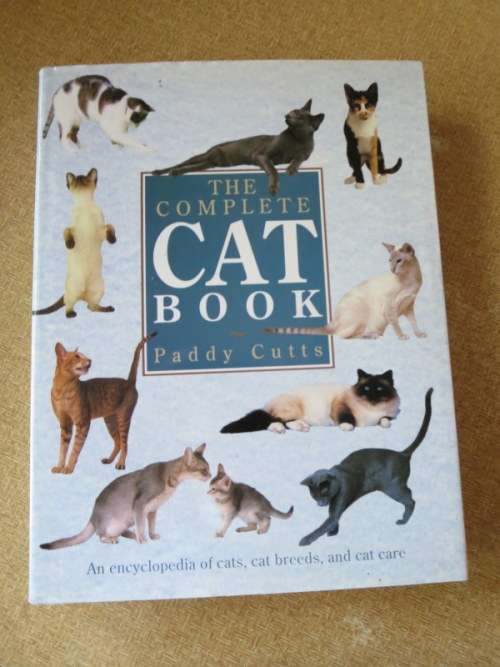 THE COMPLETE CAT BOOK  by Paddy Cutts (Encyclopedia of cats, cat breeds and cat care