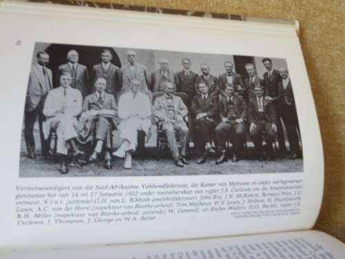 DIE MYNWERKERSTAKING 1922  deur A. G. Oberholster