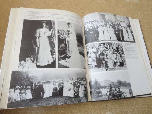 BLOEMFONTEIN IN BEELD / PORTRAIT OF BLOEMFONTEIN 1860 - 1910  deur/by Karel Schoeman