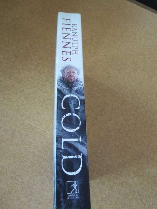 COLD  Extreme adventures at lowest temperatures on earth  by Ranulph Fiennes