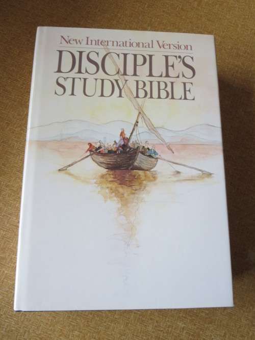 NEW INTERNATIONAL VERSION: DISCIPLE`S STUDY BIBLE