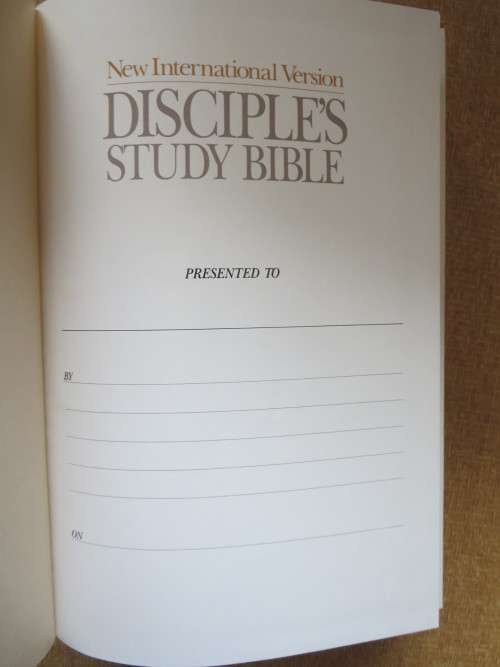 NEW INTERNATIONAL VERSION: DISCIPLE`S STUDY BIBLE