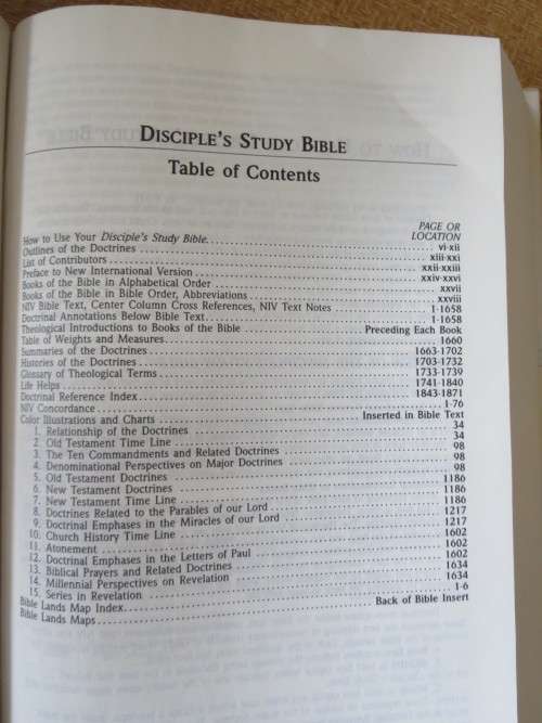 NEW INTERNATIONAL VERSION: DISCIPLE`S STUDY BIBLE