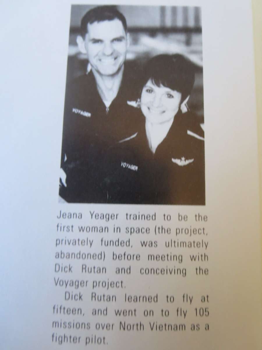VOYAGER (The flying adventure of a lifetime) Jeana Yeager and Dick Rutan ( with Phil Patton)
