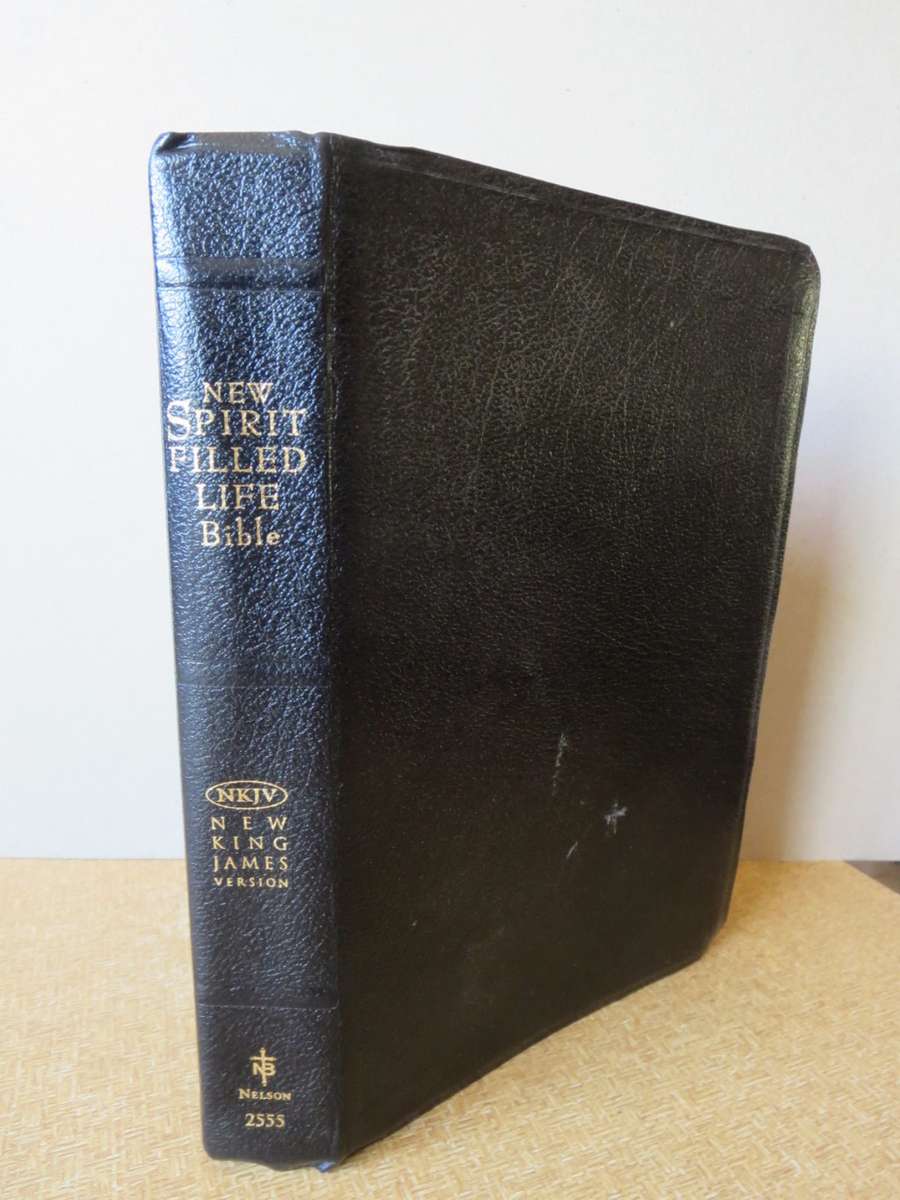 NEW SPIRIT FILLED LIFE BIBLE  Executive Editor: Jack W. Hayford  New King James Version