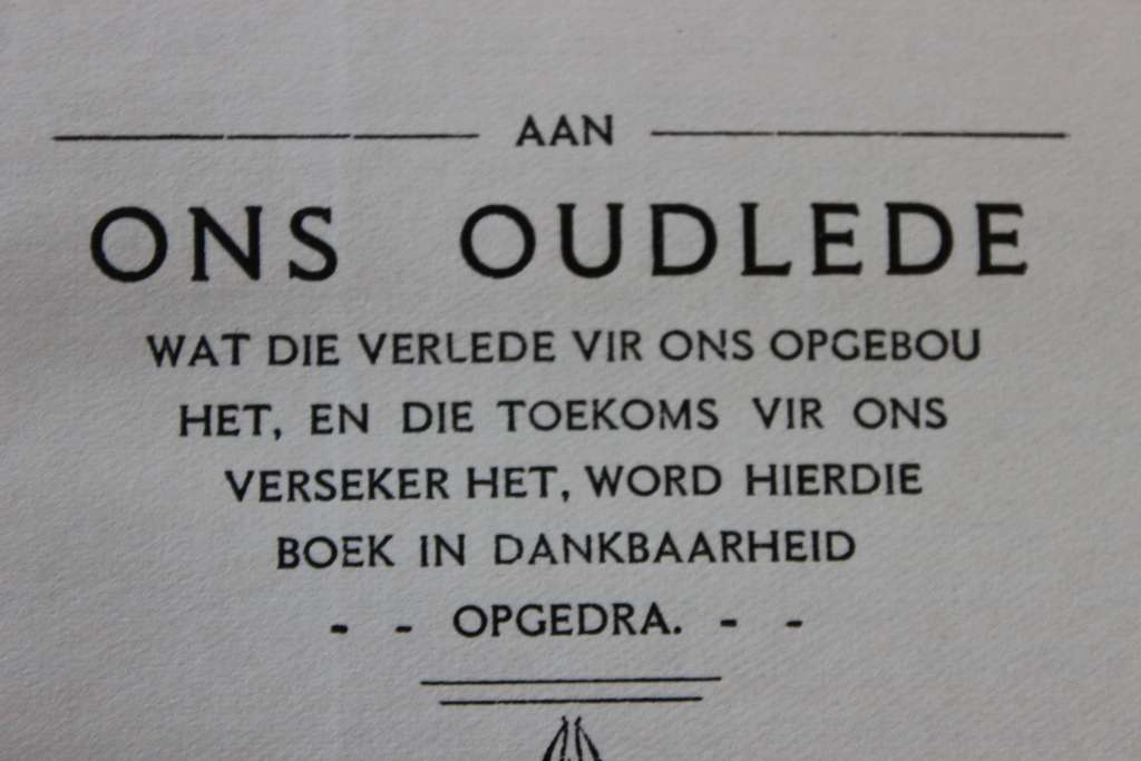 NA VYFTIG JAAR. Gedenkboek van die Unie-Debatsvereniging Stellenbosch. 1876-1926.   (P)