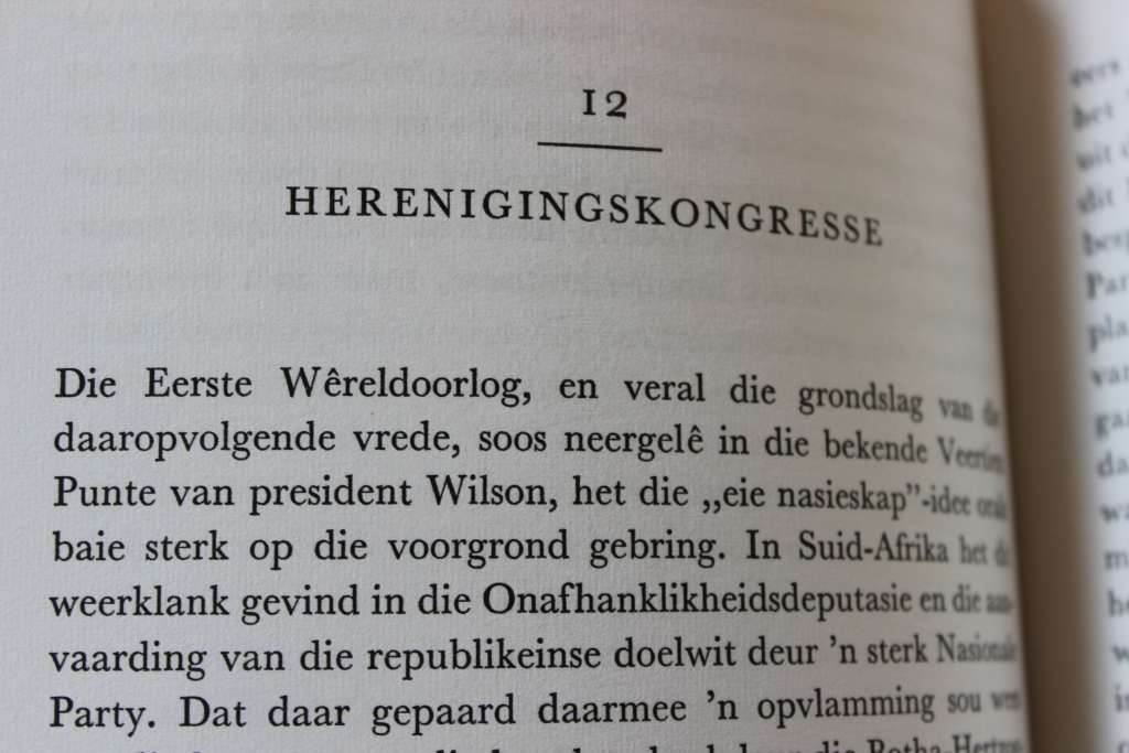 D.F. MALAN. Afrikaner Volkseenheid en my ervarings op die pad daarheen.  (P)
