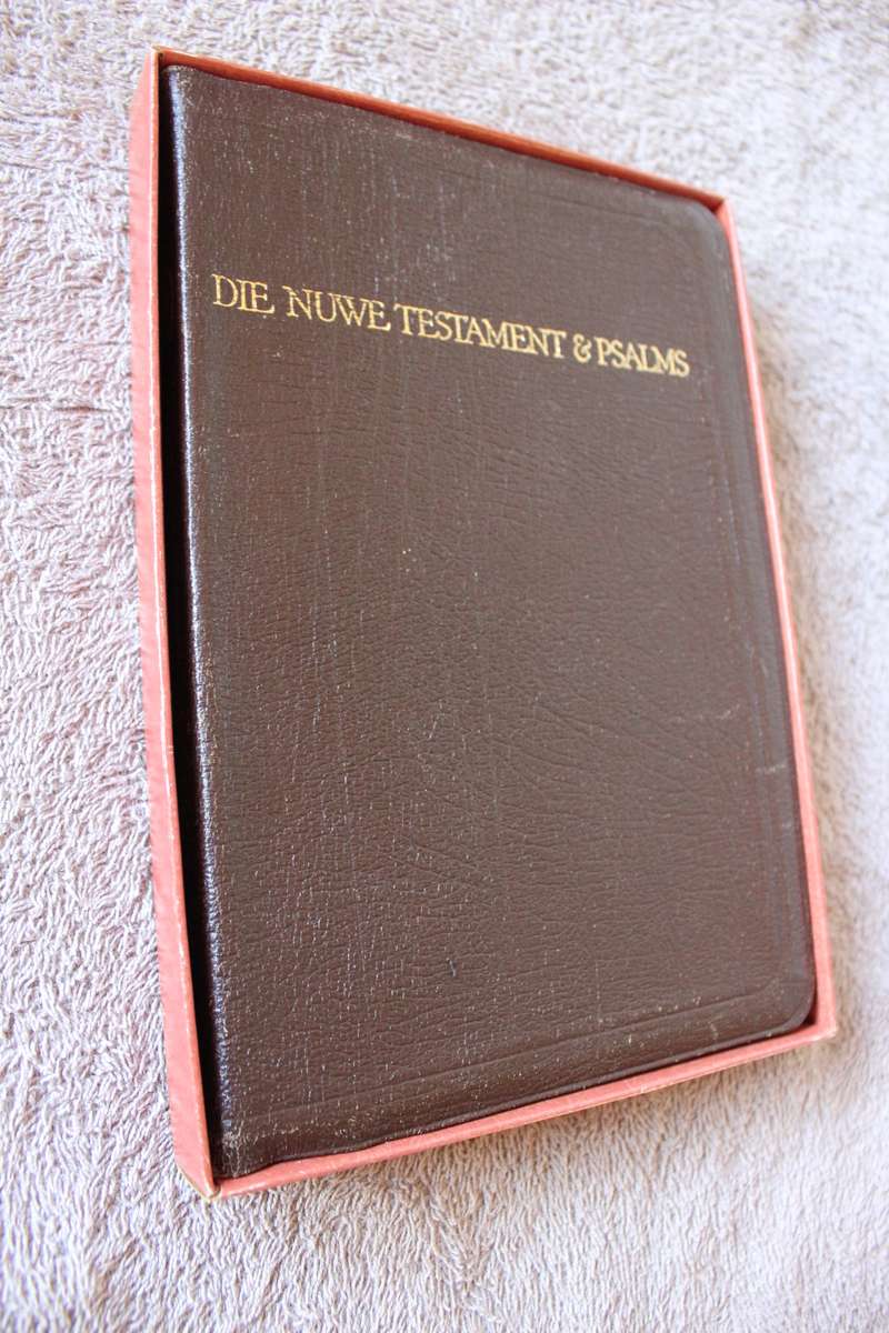 DIE NUWE TESTAMENT EN PSALMS  1979- VERTALING