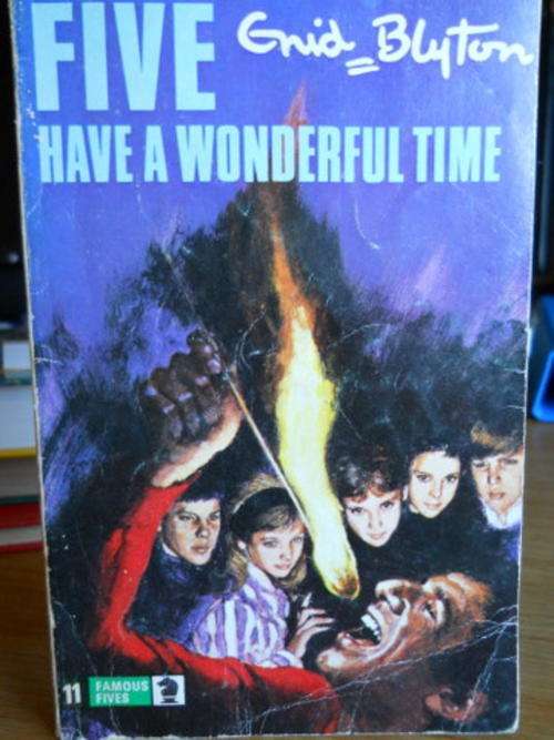 Enid Blyton - FIVE have a wonderful time