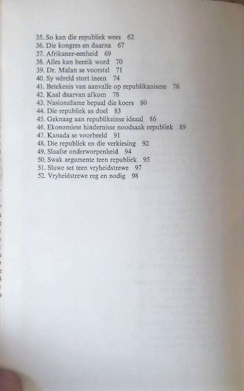 DR H F VERWOERD Die Republikein: Hoofartikels uit Die Transvaler 1937-1948 deur Prof Dr O Geyser (Sa