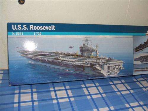 Italeri Aircraft Model Kit 1:720 scale U.S.S. Roosevelt
