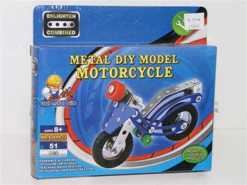 Metal DIY Model with 51 pieces for age 8 and up - Motorcycle