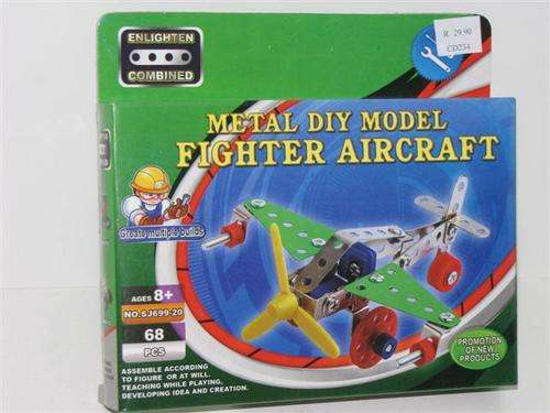 Metal DIY Model with 68 pieces for age 8 and up - Fighter aircraft