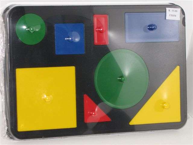 Plastic shape puzzle