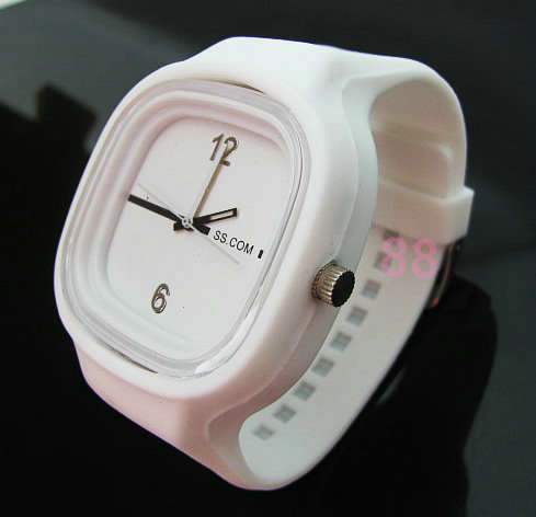 silicone sport  Wrist quartz Watch Fashion Unisex WHITE