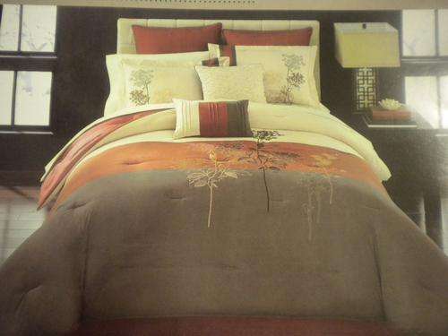 BRAND NEW ELEGENT DISGEN COMFORTER SET QUEEN BED SIZE******