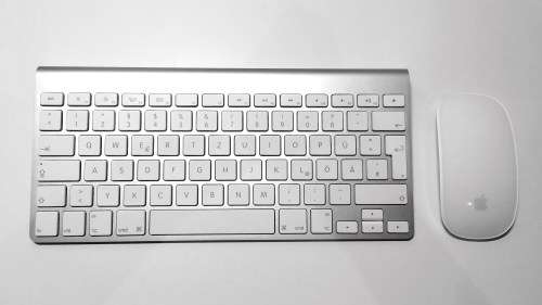 Apple Wireless keyboard & Magic mouse bundle