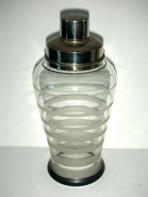 Superb Mid-Century/Art Deco Glass Cocktail Shaker