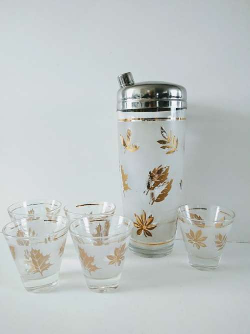 1950's Mad Men Mid-Century Libbey Cocktail Shaker & Glasses