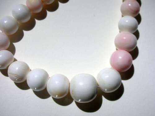 Vintage Angel Skin Coral Bead Necklace