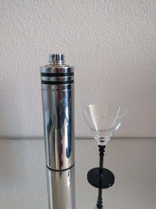 American Art Deco Chrome Cocktail Shaker - Evercraft USA