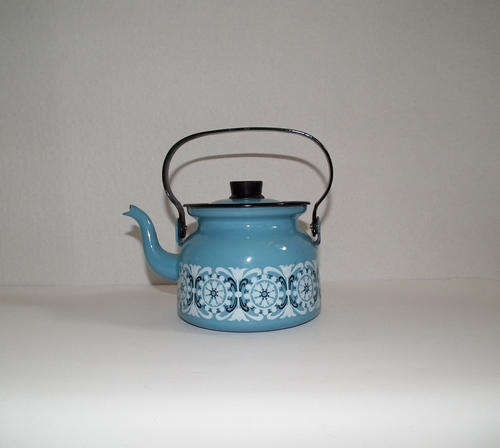 Finel Finland Enamel Kettle/Teapot