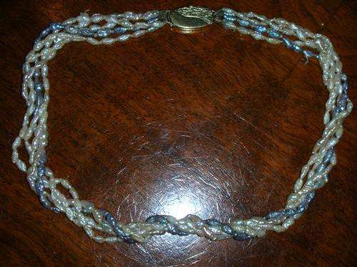 Freshwater pearl 9 ct Gold clasp choker