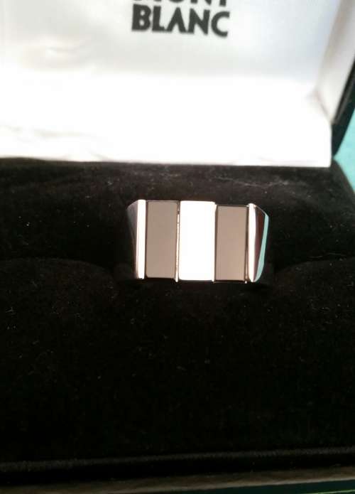 Montblanc Solid Silver with Natural Onyx Ring