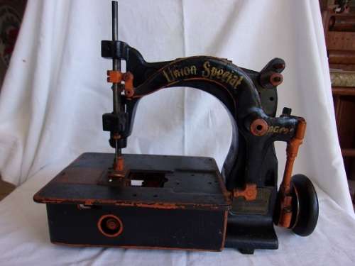Rare antique Union Special Class 1900 AZ sewing machine