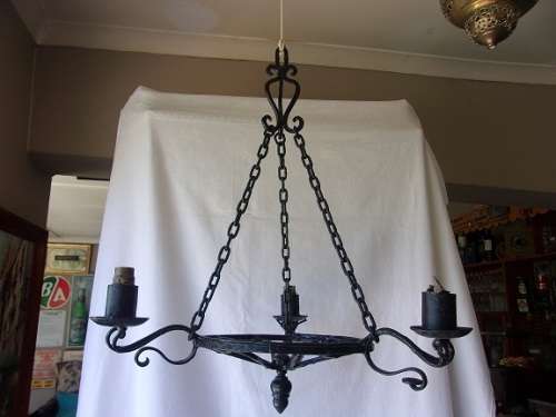 Lovely vintage 3 light cast iron hanging chandelier/ light fitting
