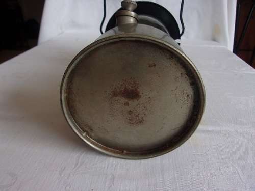 Complete vintage Coleman no. 249 kerosene pressure lamp - made in Canada