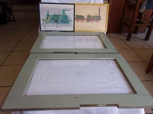 2 Vintage SAR compartment windows with etched springbok head & 2 framed train prints