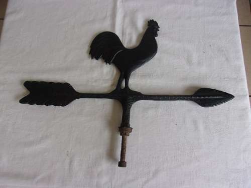 Vintage rooster cast metal weather vane