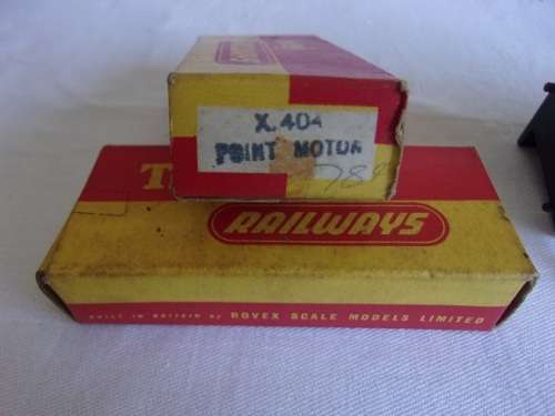 Vintage Tri-ang RT44 7 point Switch  Bank plus 9 X404 Point Motors