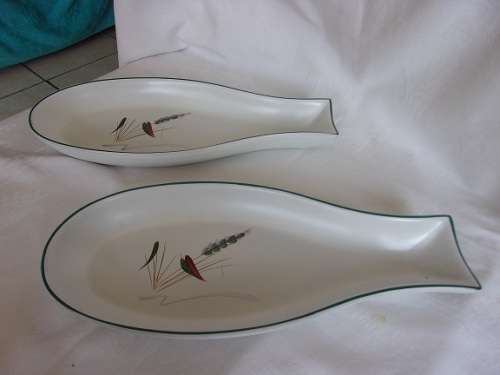 Vintage 31 piece Denby "Greenwheat" ceramic hors d'oeuvre set - designed by Albert Colledge